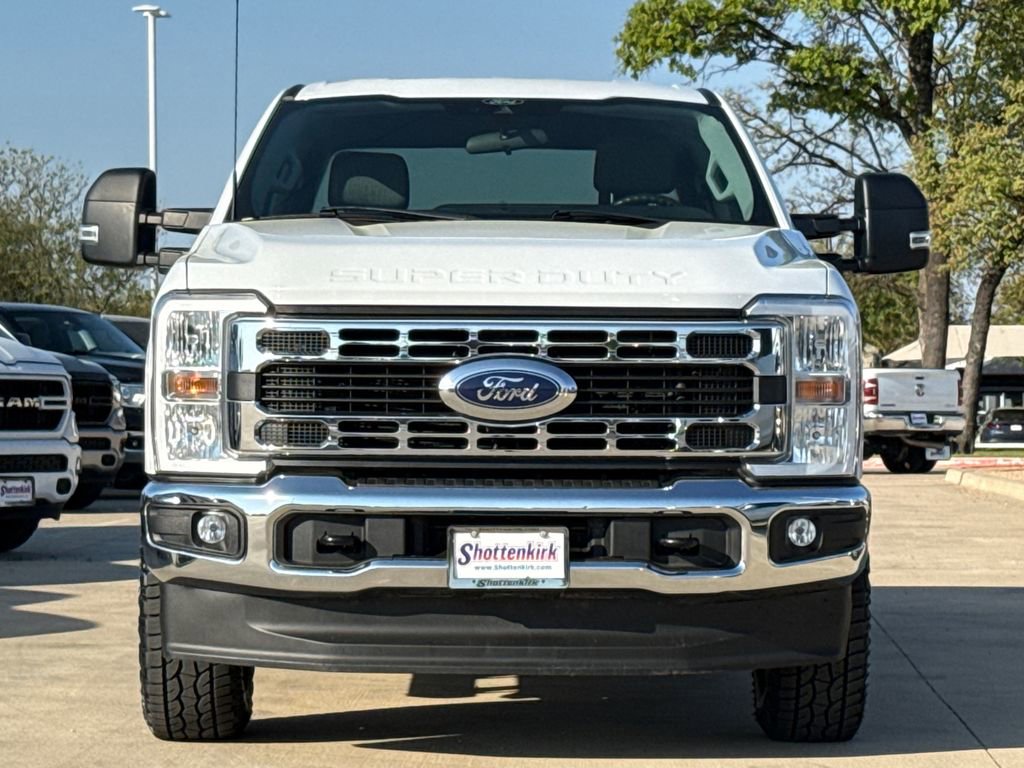 Used 2024 Ford F250 XLT w/ FX4 Off-Road Package image 2