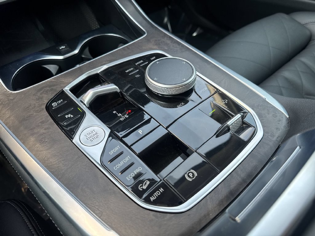 Certified 2025 BMW X7 xDrive40i AWD/4WD image 14