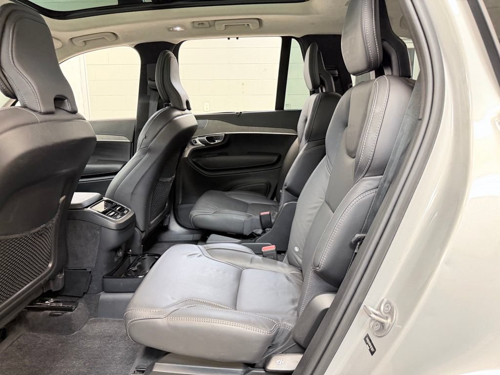Used 2023 Volvo XC90 B6 Ultimate w/ Lounge Package AWD/4WD image 21