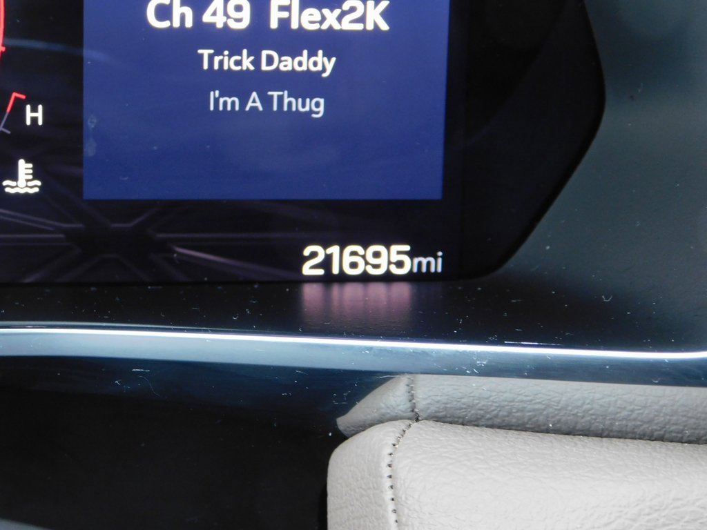 Used 2024 GMC Canyon Denali image 36