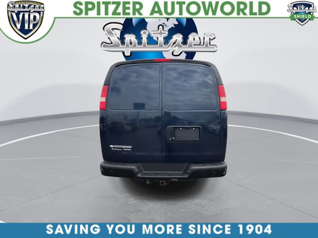 Used 2015 Chevrolet Express 2500 RWD image 7