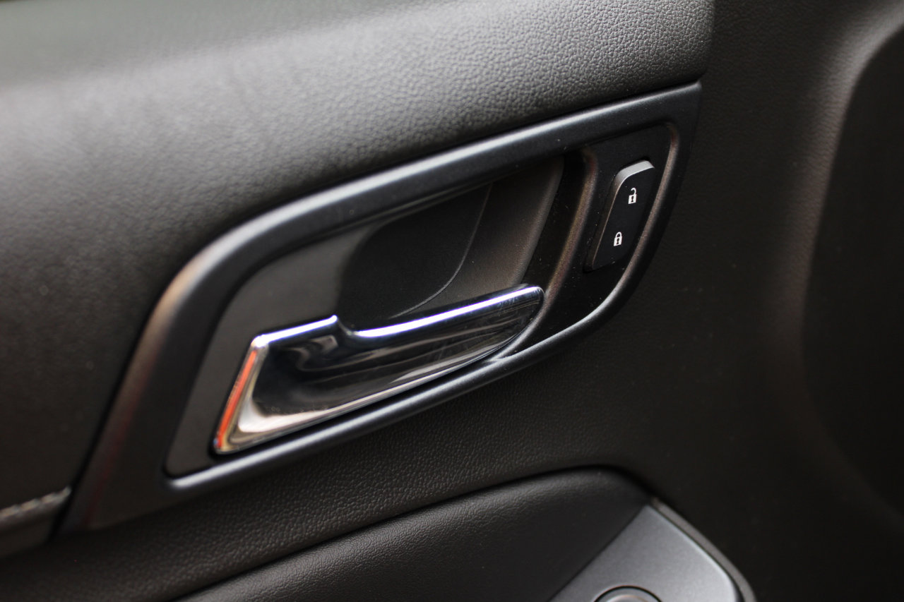 Used 2015 Chevrolet Tahoe LTZ image 24