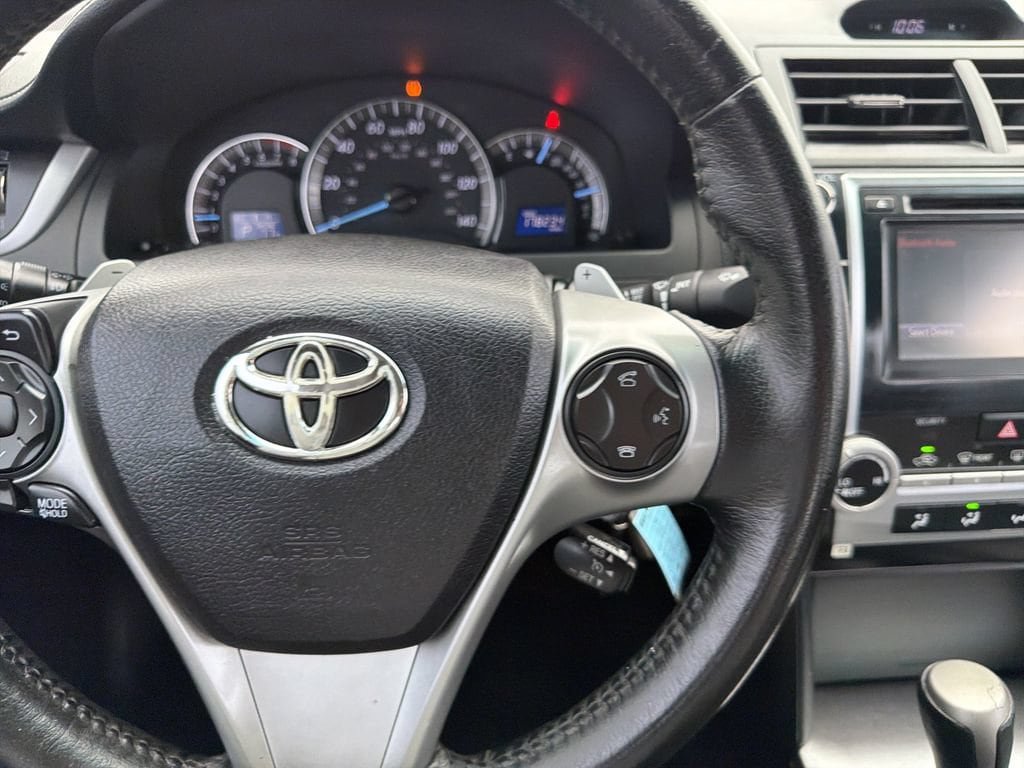Used 2014 Toyota Camry SE FWD image 30
