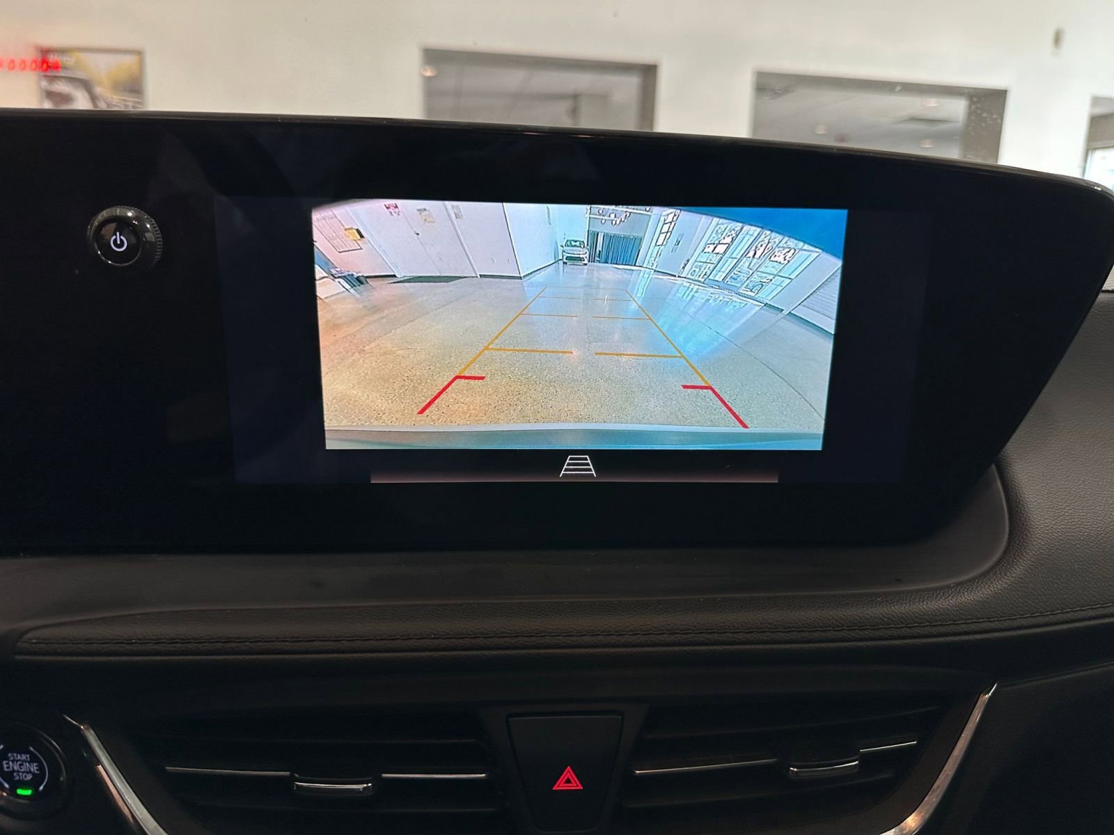 Used 2025 Buick Encore GX Preferred FWD image 23