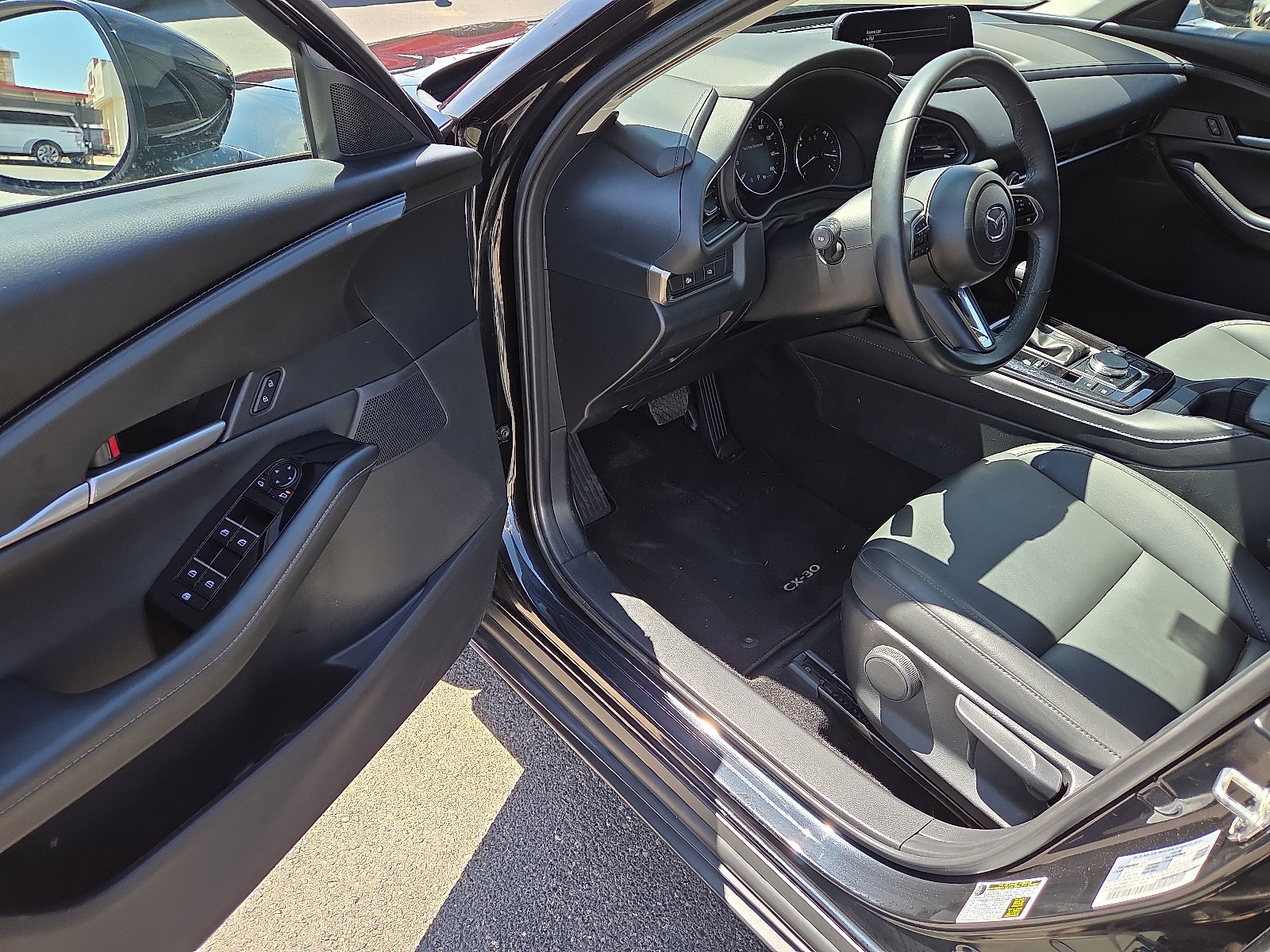 Used 2024 MAZDA CX-30 AWD 2.5 S w/ Select Sport Pkg image 11