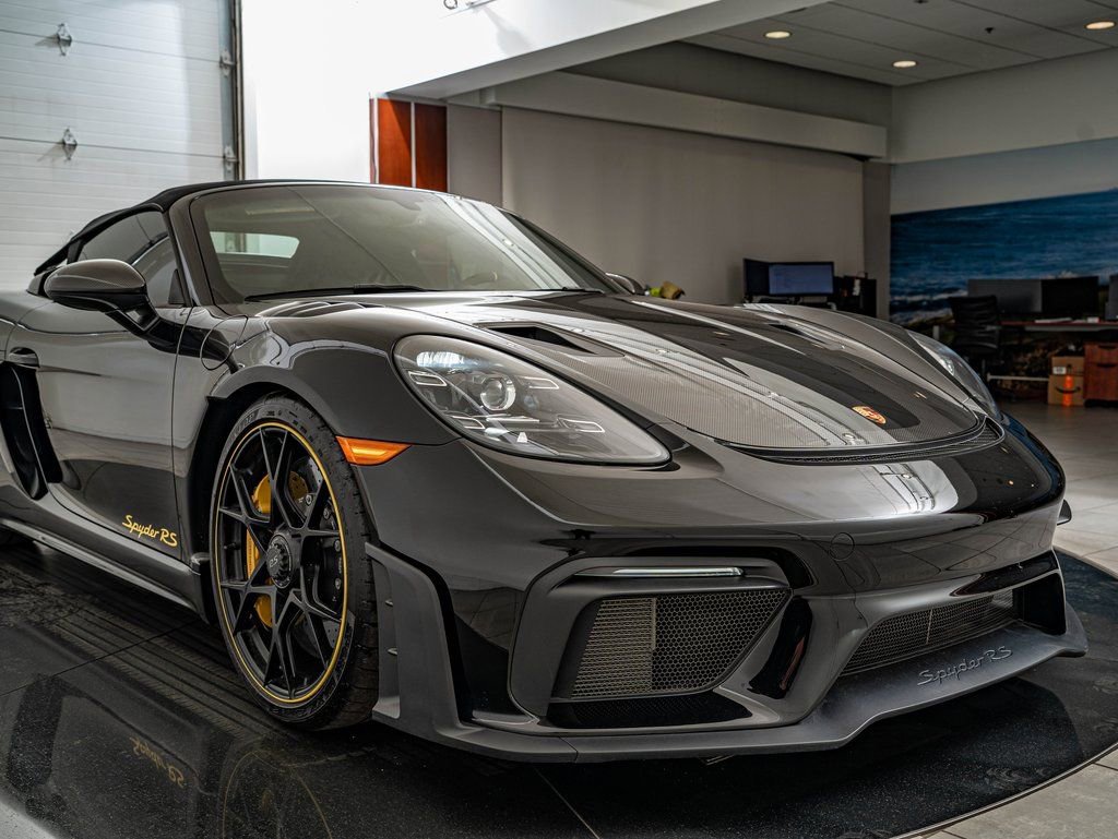 Certified 2025 Porsche 718 Boxster Spyder RS RWD image 20