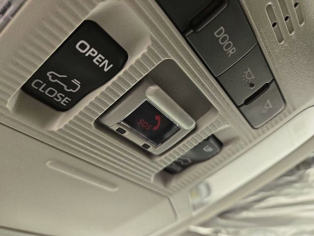 New 2025 Toyota RAV4 XLE image 30