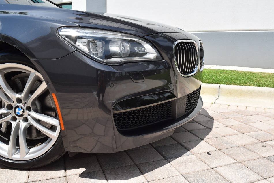 Used 2015 BMW 750i RWD image 14
