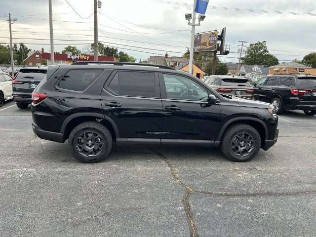 New 2026 Honda Pilot TrailSport image 12