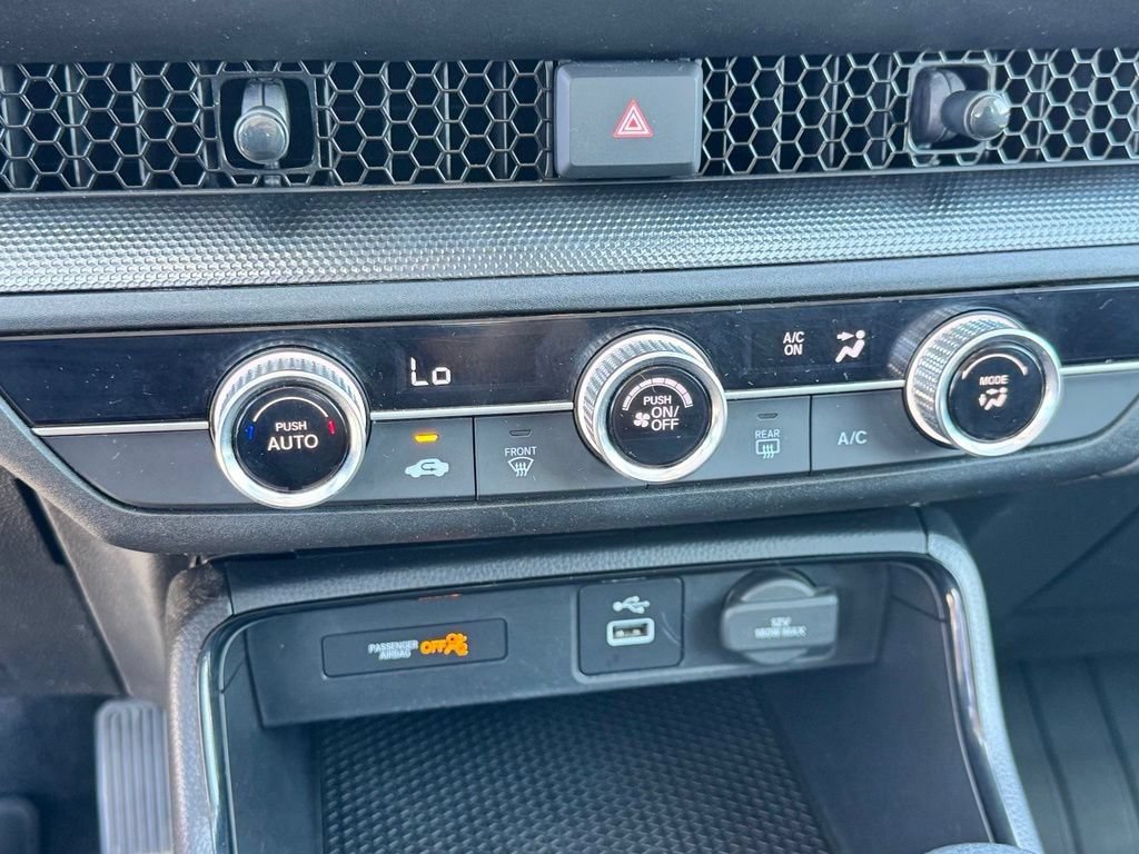 Used 2024 Honda CR-V LX image 16