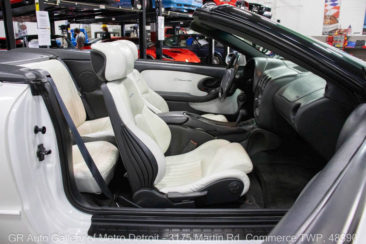 Used 1994 Pontiac Firebird Trans Am GT image 39