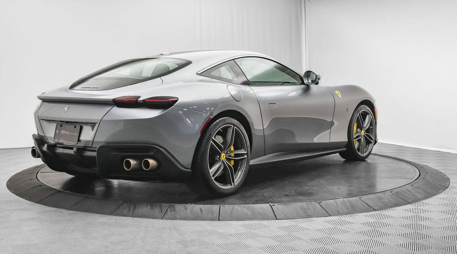 Certified 2023 Ferrari Roma image 9