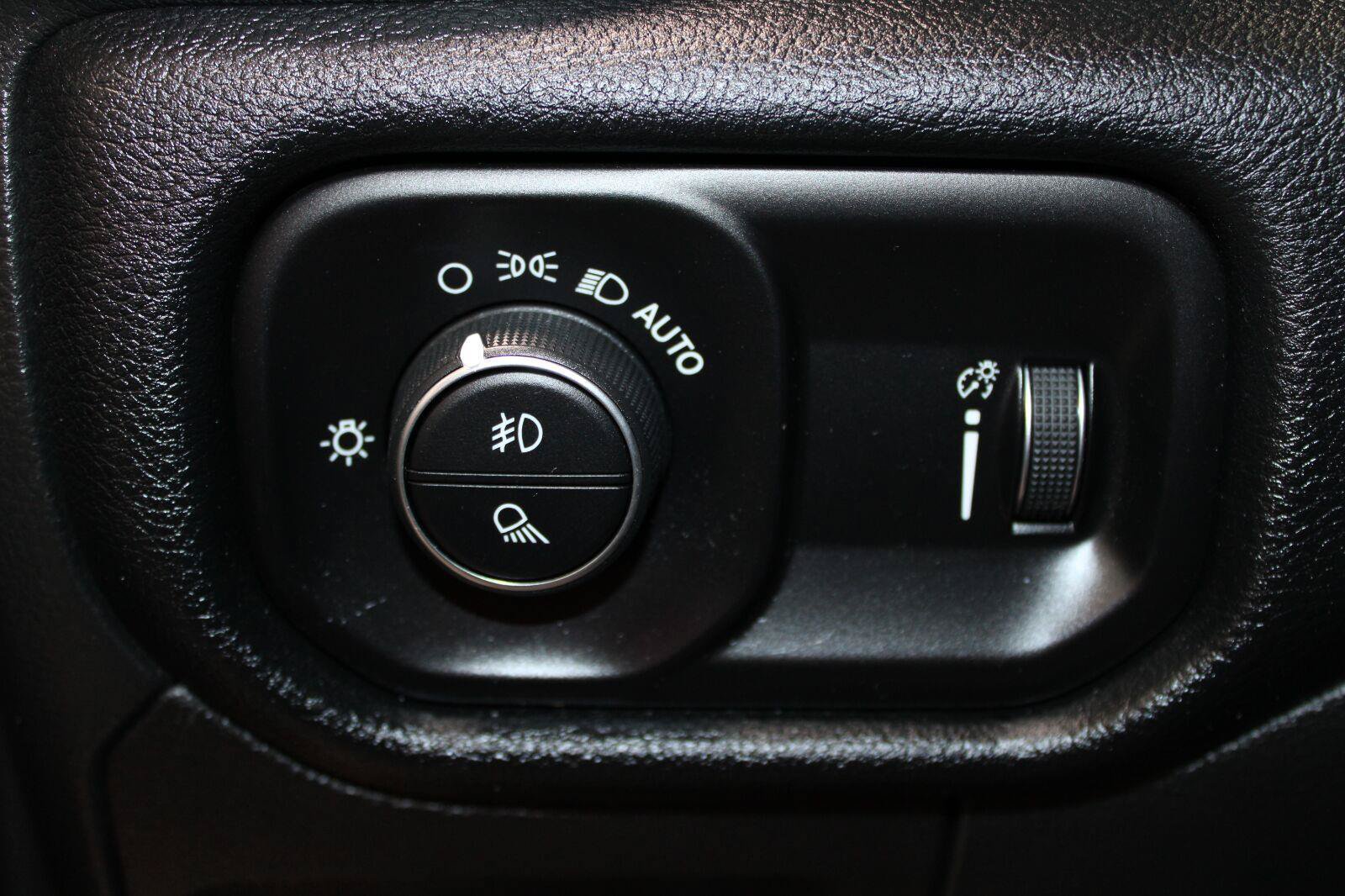 Used 2022 RAM 1500 Rebel w/ Rebel Level 2 Equipment Group AWD/4WD image 18