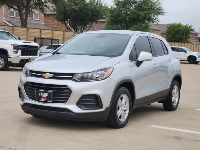 Used 2020 Chevrolet Trax LS FWD image 11