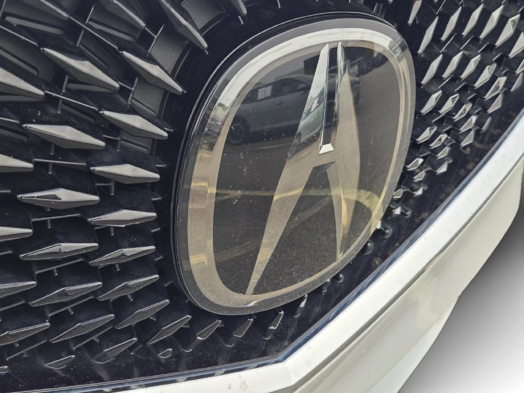 Used 2023 Acura MDX SH-AWD image 5