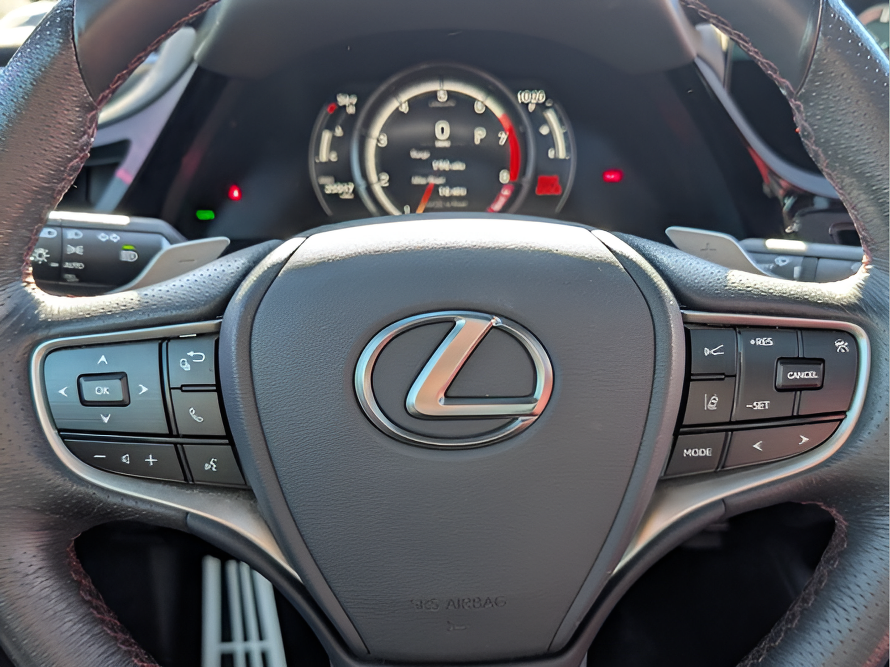 Used 2024 Lexus ES 350 F Sport w/ Accessory Package (Z2) FWD image 23