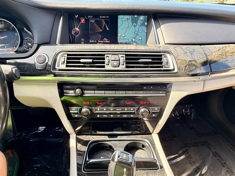 Used 2015 BMW 750Li xDrive AWD/4WD image 14