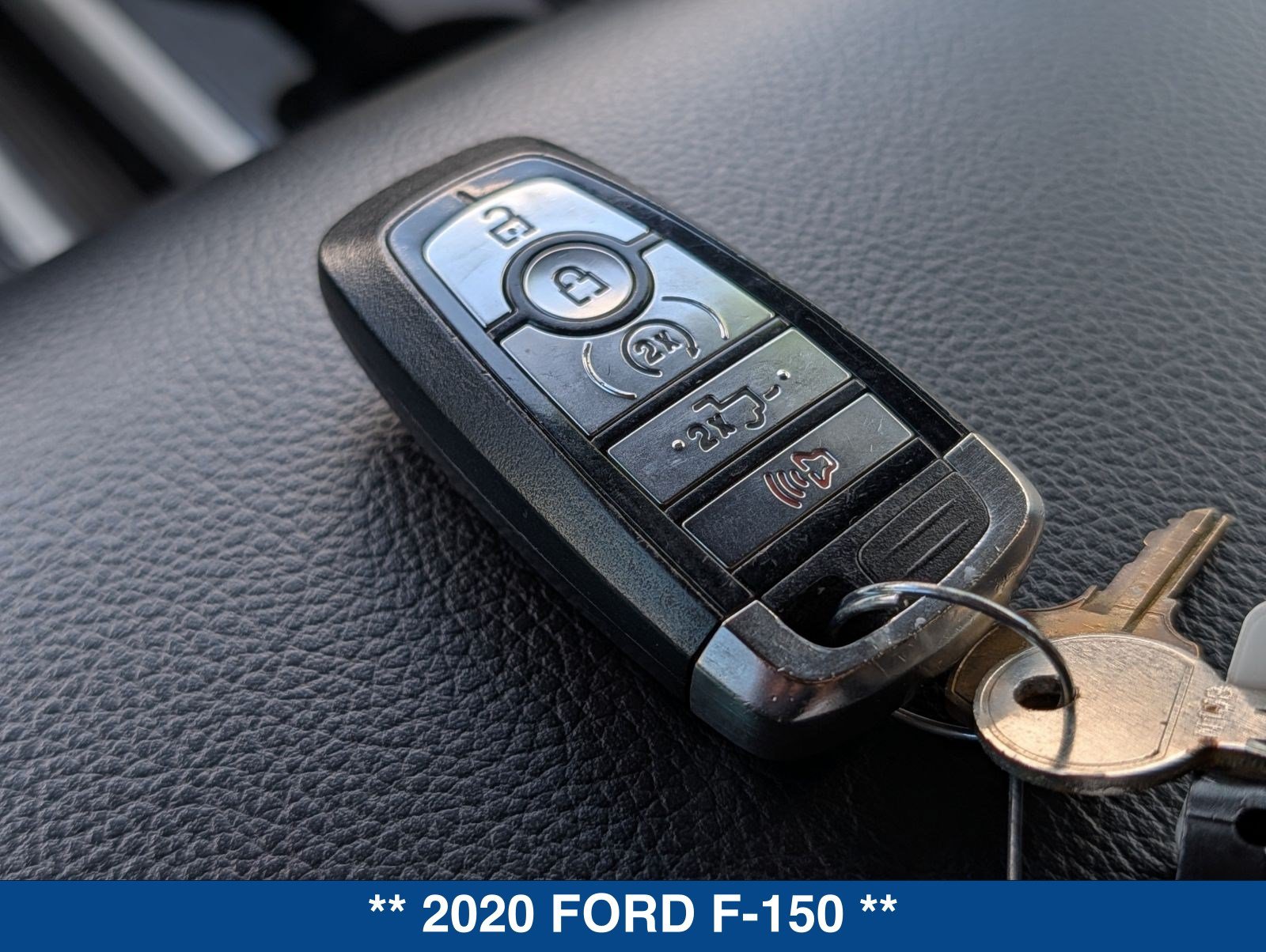 Used 2020 Ford F150 Lariat w/ Equipment Group 502A Luxury AWD/4WD image 39