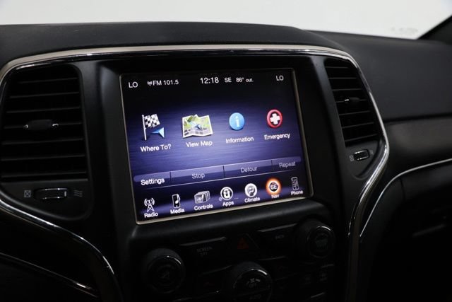 Used 2015 Jeep Grand Cherokee Limited AWD/4WD image 27