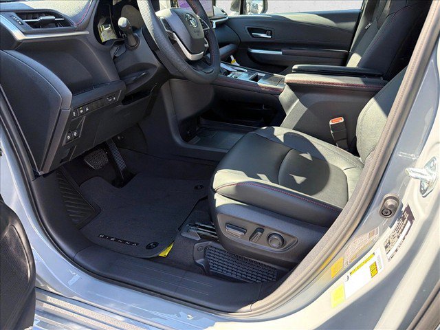 New 2026 Toyota Sienna XSE FWD image 9