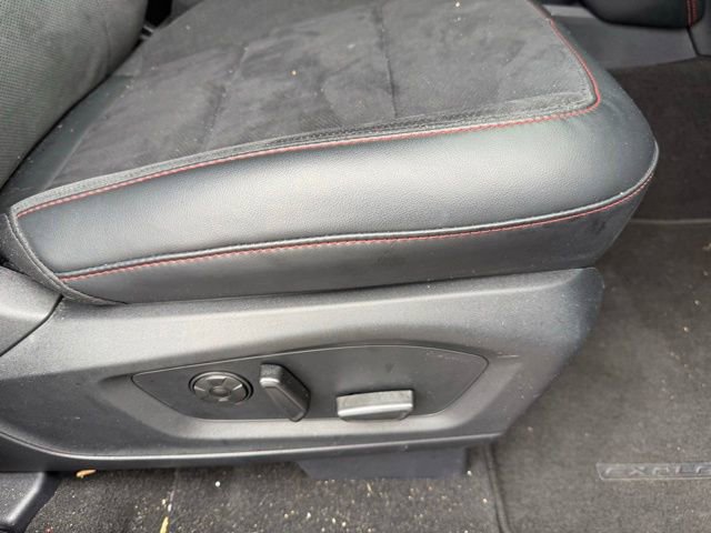Used 2025 Ford Explorer ST RWD image 11