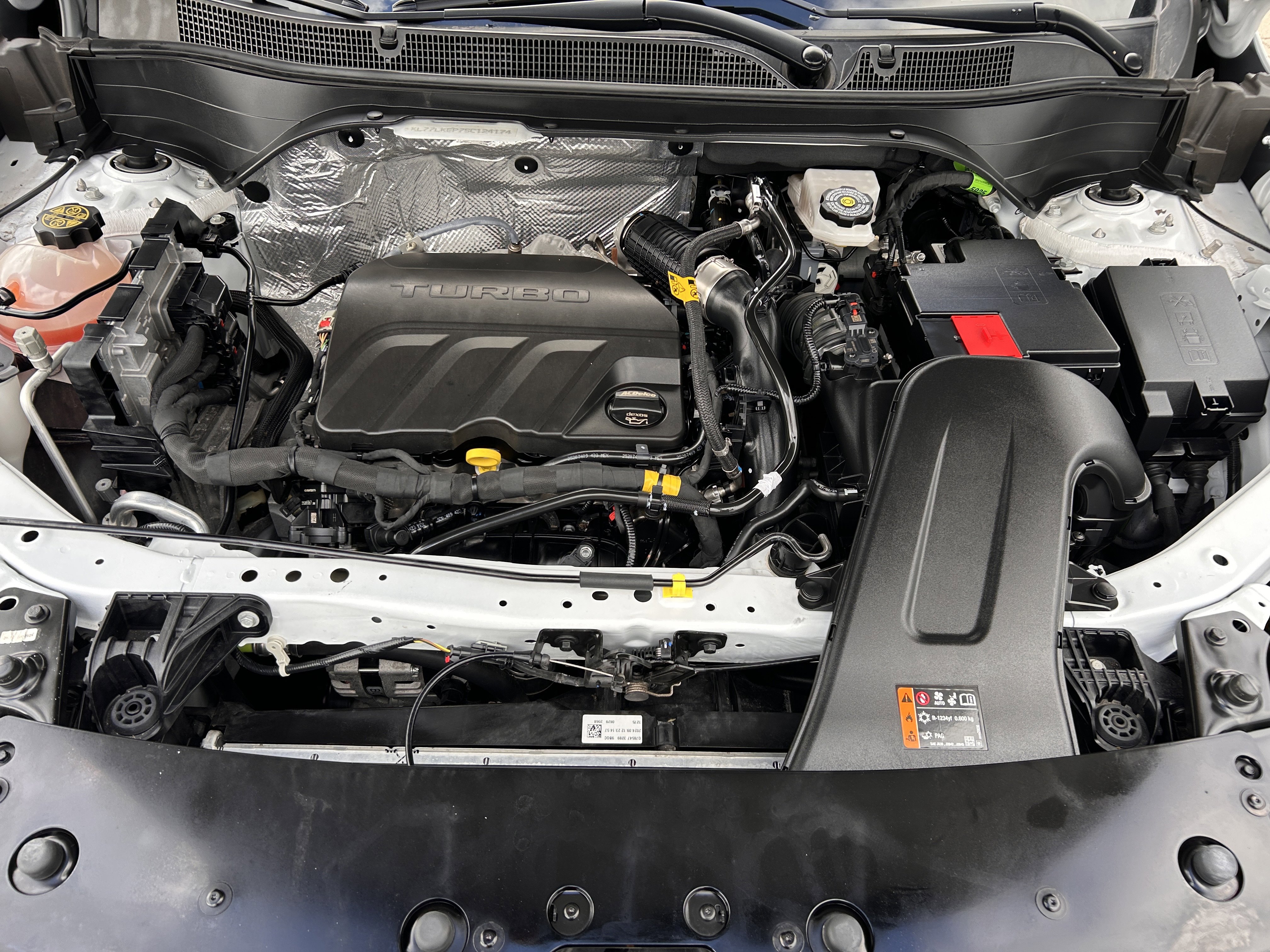 Used 2025 Chevrolet Trax ACTIV w/ Sunroof Package image 9