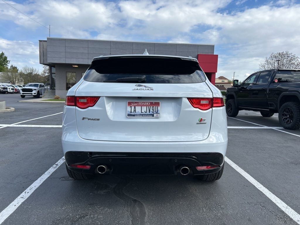 Used 2017 Jaguar F-PACE S AWD/4WD image 7