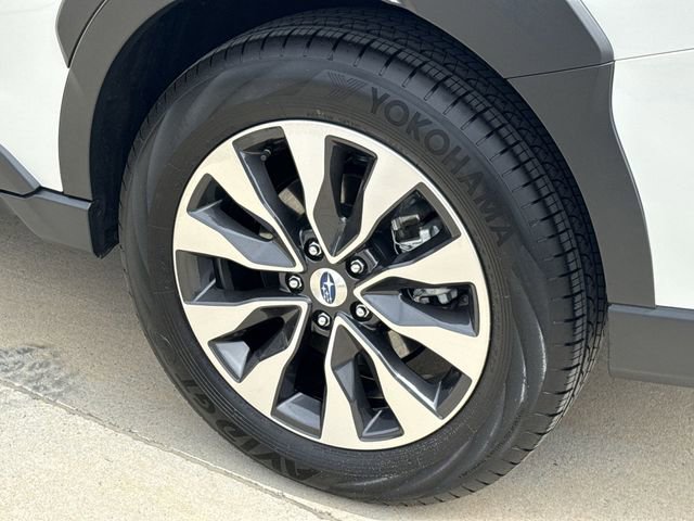 Certified 2025 Subaru Outback Limited image 12