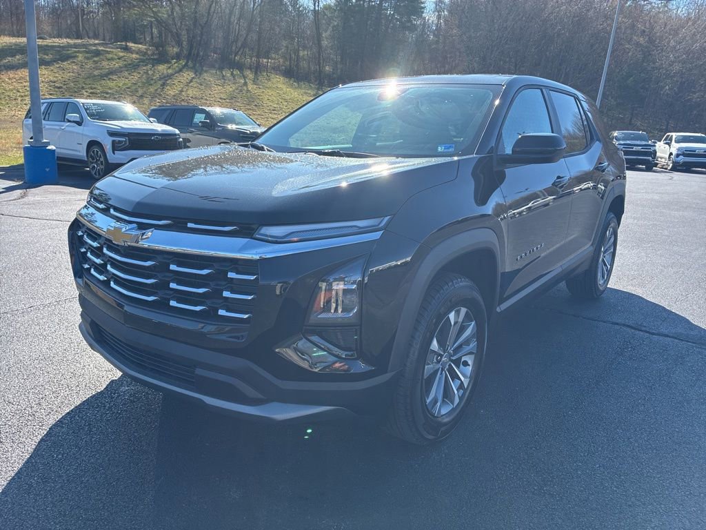 New 2026 Chevrolet Equinox LT image 3