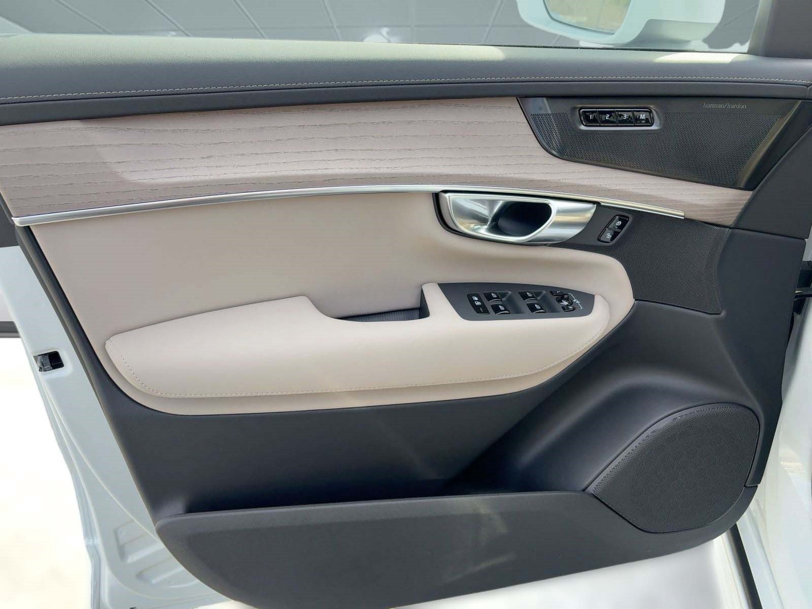 New 2026 Volvo XC90 T8 Plus AWD/4WD image 20