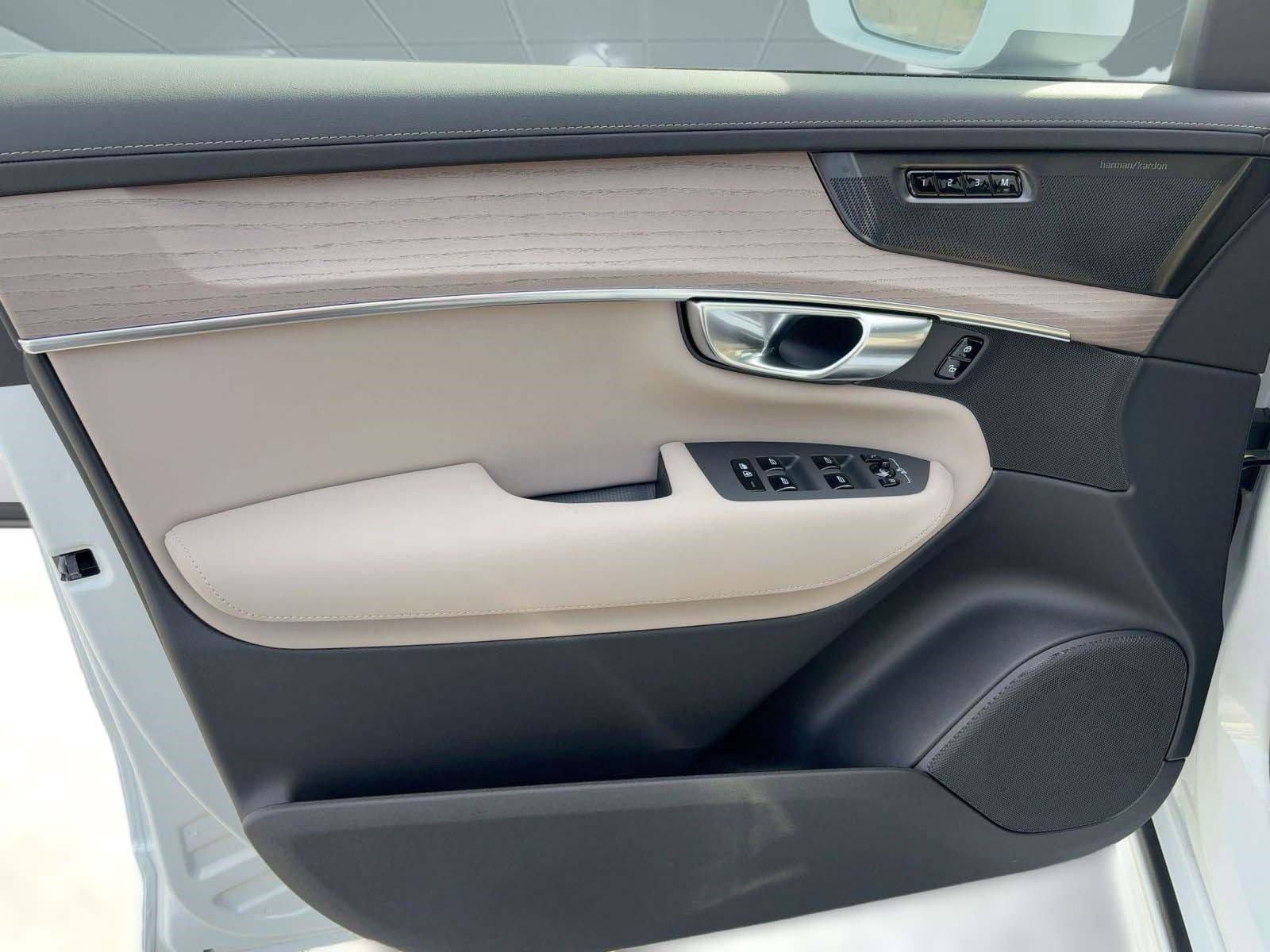 New 2026 Volvo XC90 T8 Plus image 20