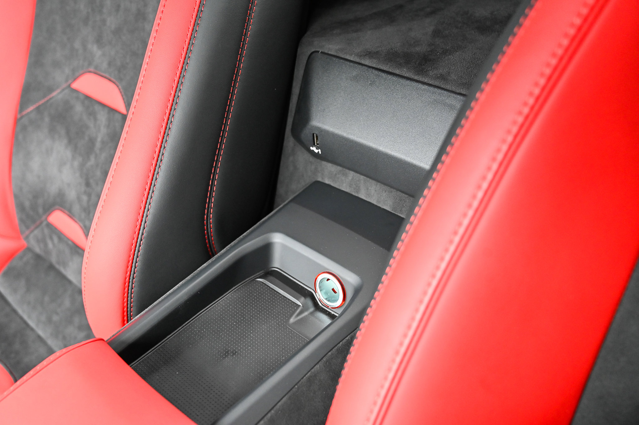 Used 2023 Lamborghini Huracan Tecnica image 32