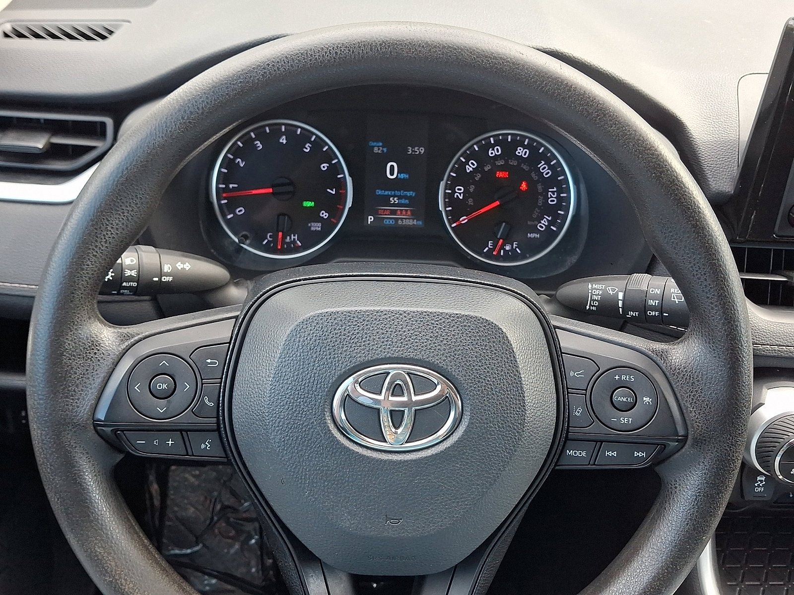 Used 2021 Toyota RAV4 XLE w/ Carpet Mat Package (TMS) AWD/4WD image 19