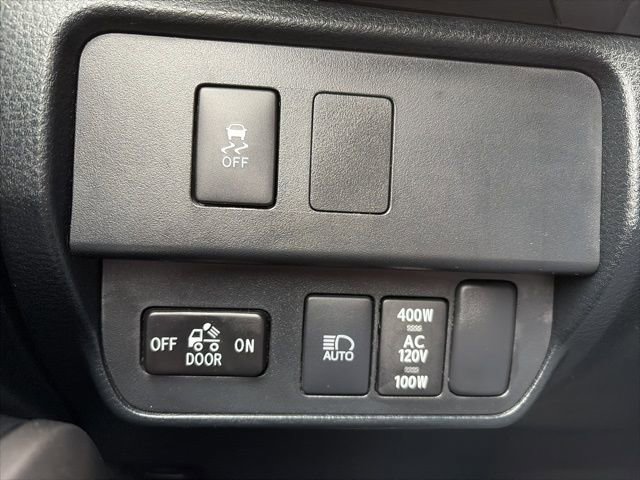 Used 2023 Toyota Tacoma TRD Off-Road w/ TRD Premium Off Road Package image 27
