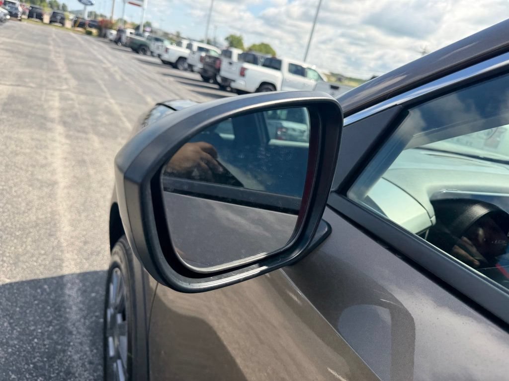 New 2026 Nissan Kicks S FWD image 9