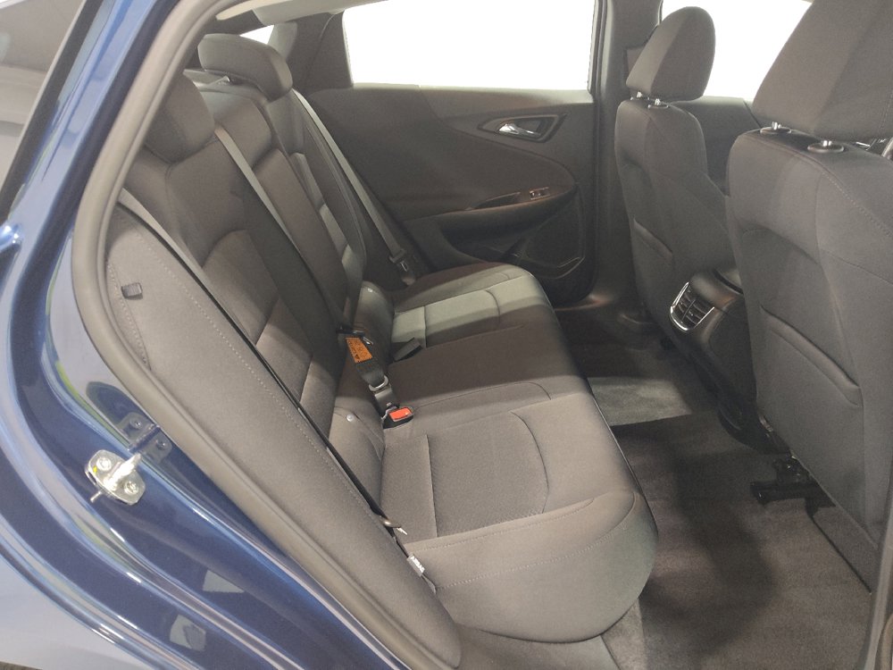 Used 2022 Chevrolet Malibu LT FWD image 19