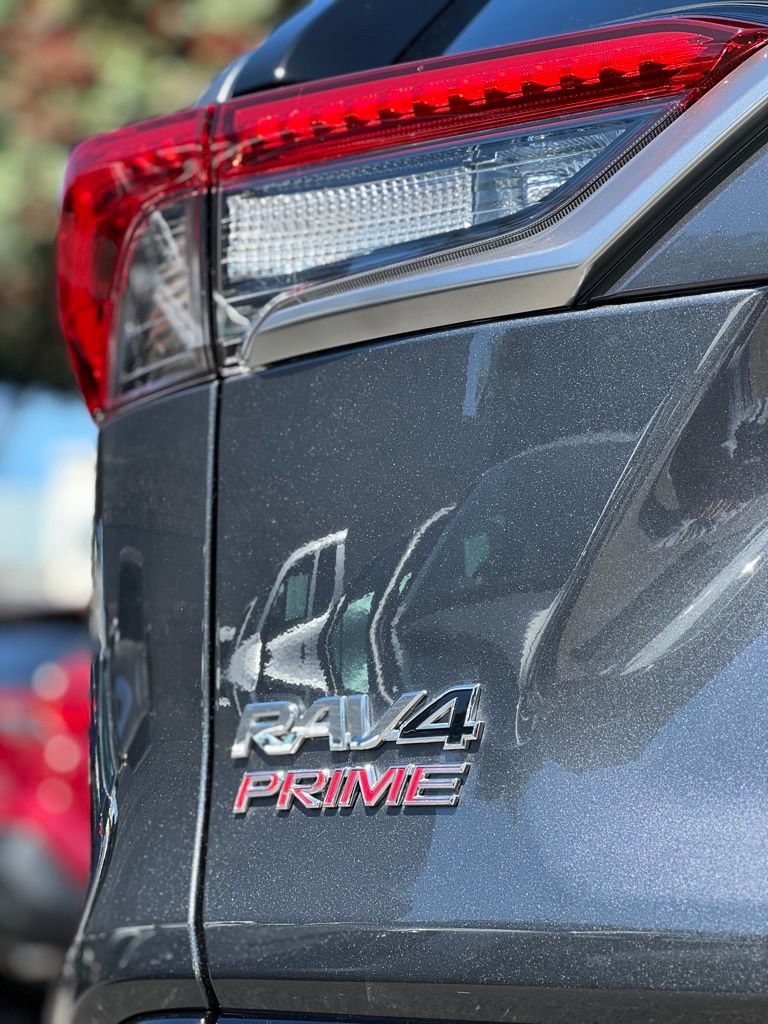 Used 2023 Toyota RAV4 XSE w/ Weather Package image 10