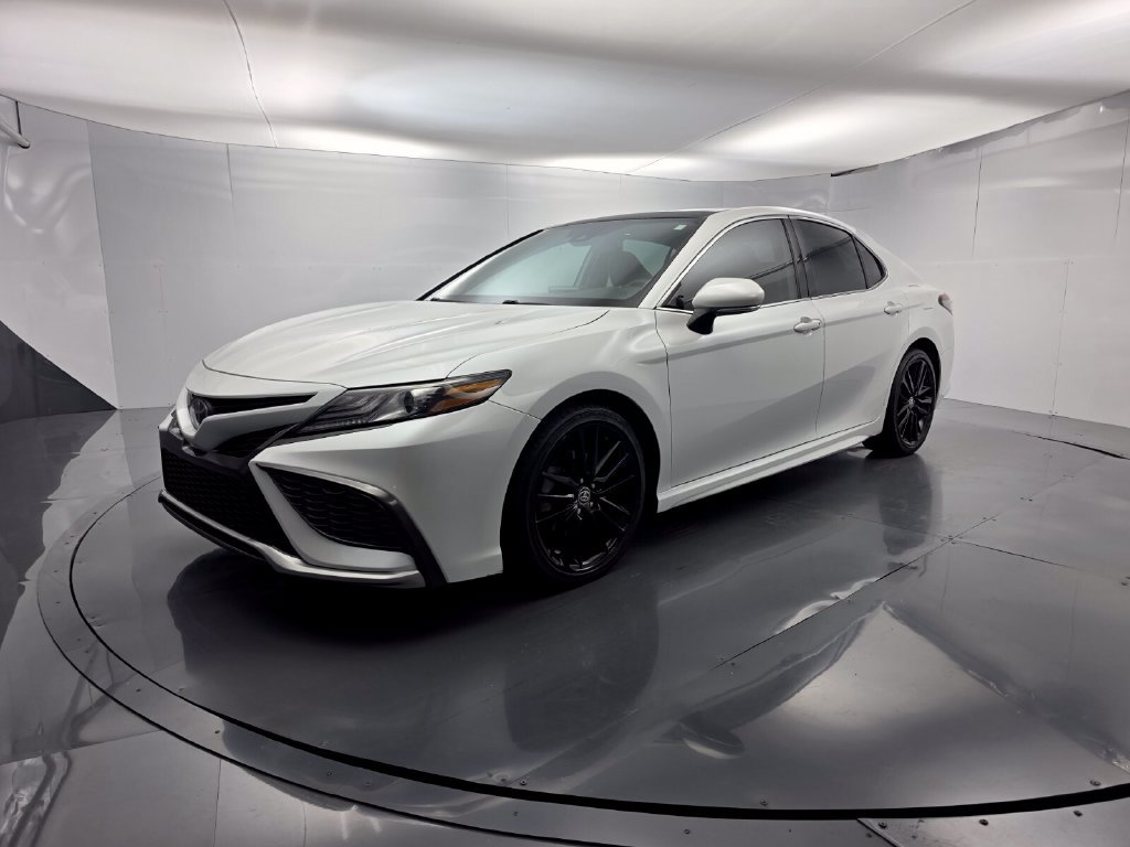 Used 2021 Toyota Camry XSE w/ Navigation Package FWD image 8