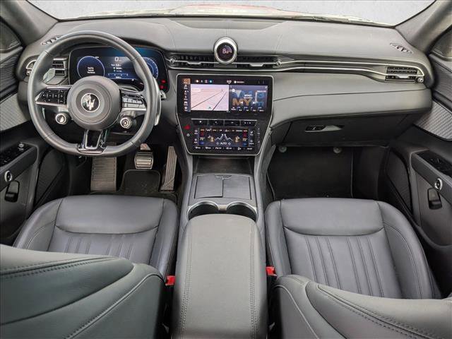 Used 2023 Maserati Grecale Modena image 13