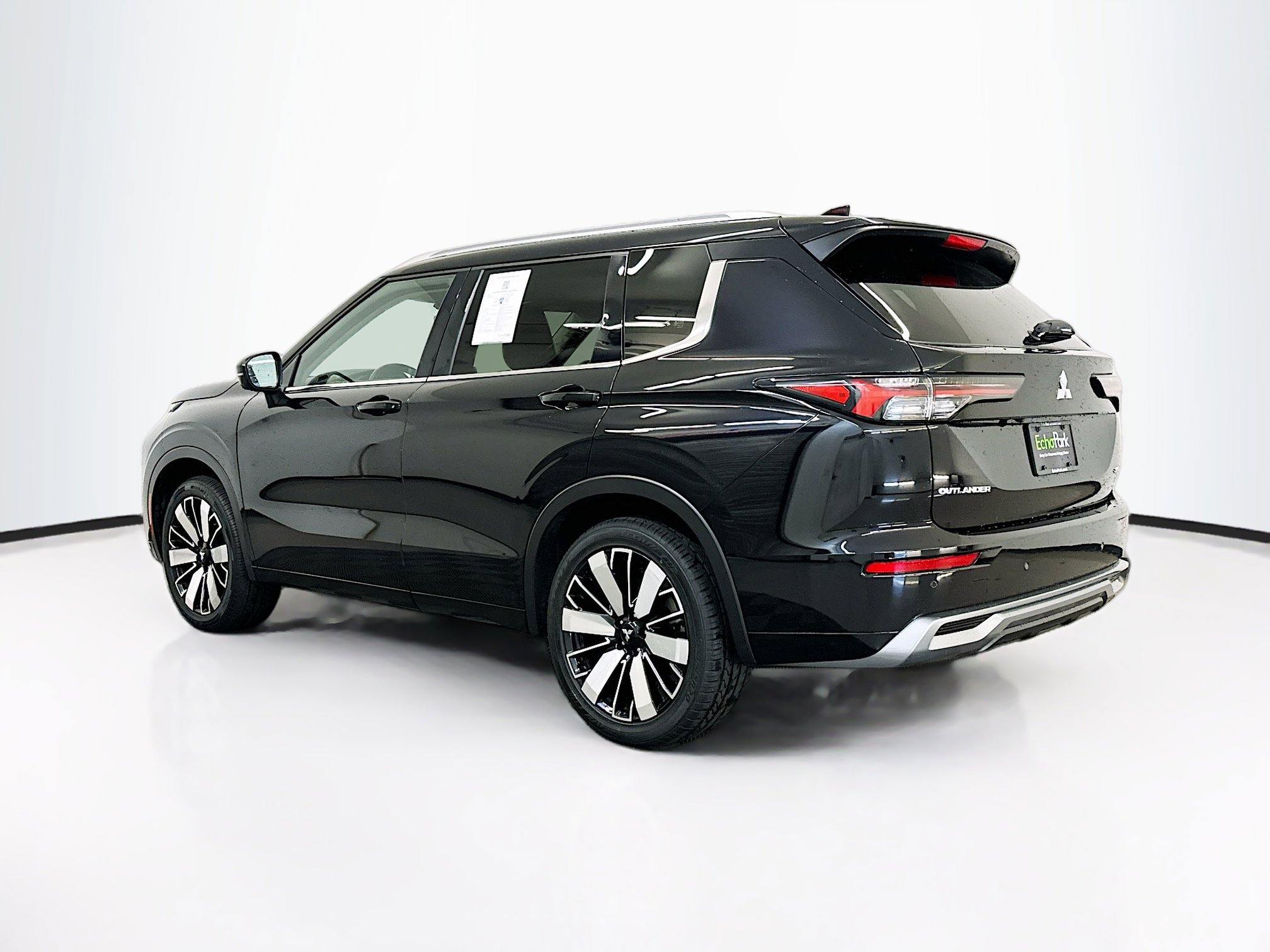Used 2025 Mitsubishi Outlander SEL AWD/4WD image 5