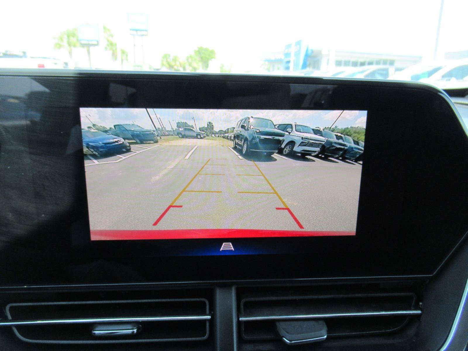 Certified 2024 Chevrolet Trax LT FWD image 26