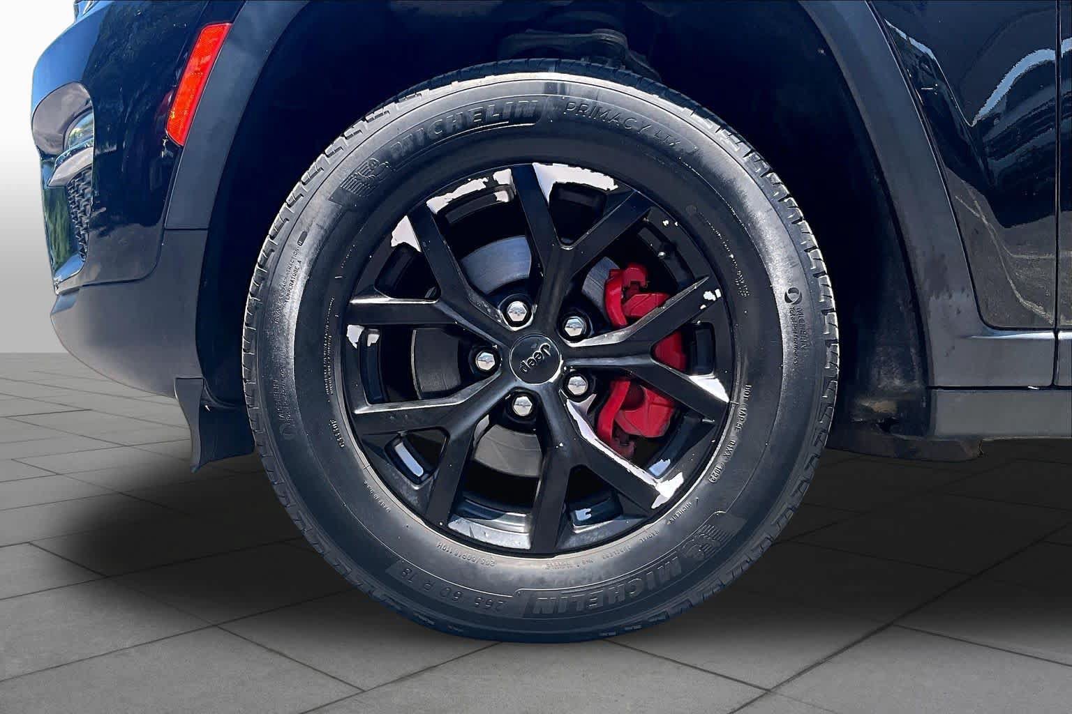 Used 2022 Jeep Grand Cherokee Limited RWD image 11