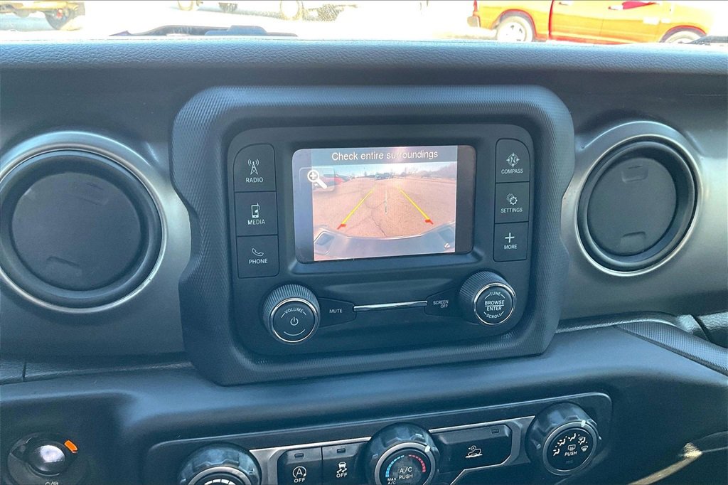 Used 2020 Jeep Gladiator Sport w/ Quick Order Package 24S image 21