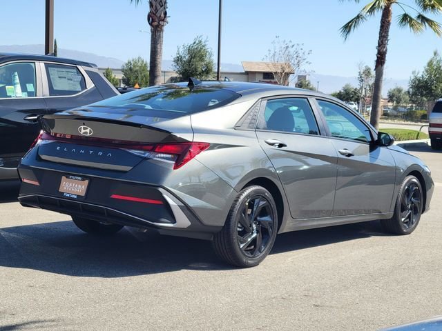 New 2026 Hyundai Elantra Sport image 2