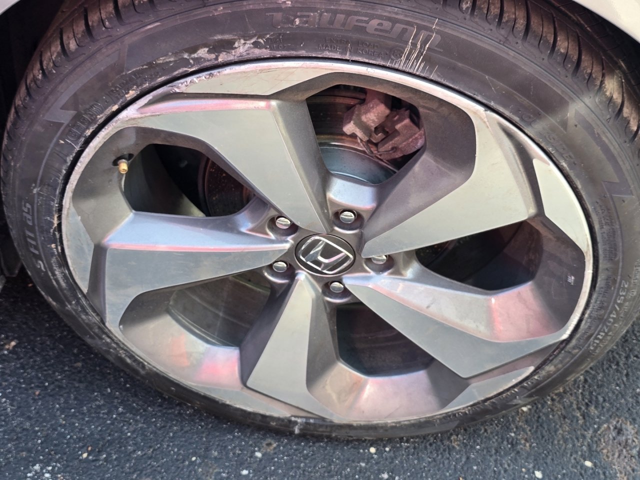 Used 2018 Honda Accord Touring image 14