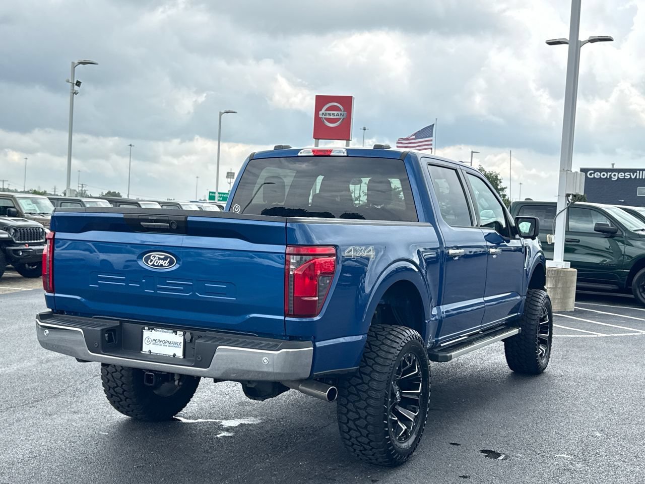Used 2024 Ford F150 XLT AWD/4WD image 3