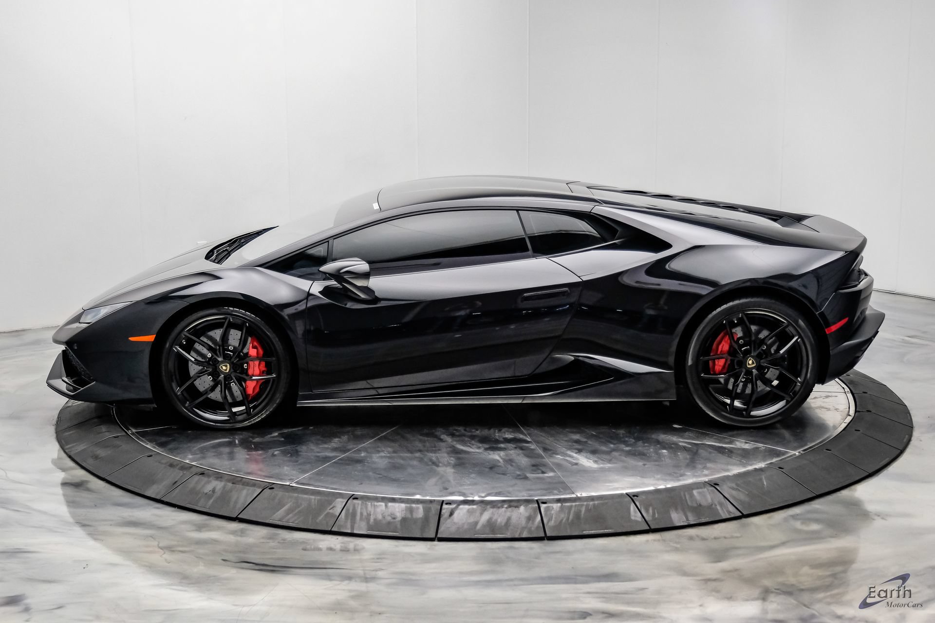 Used 2015 Lamborghini Huracan LP 610-4 AWD/4WD image 9