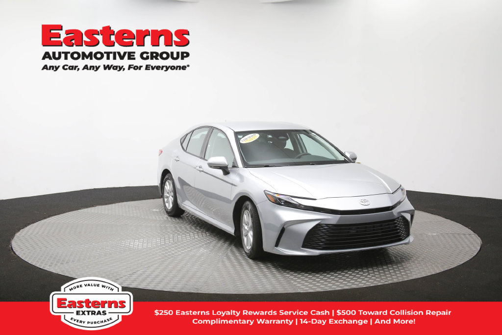 Used 2025 Toyota Camry LE FWD image 51