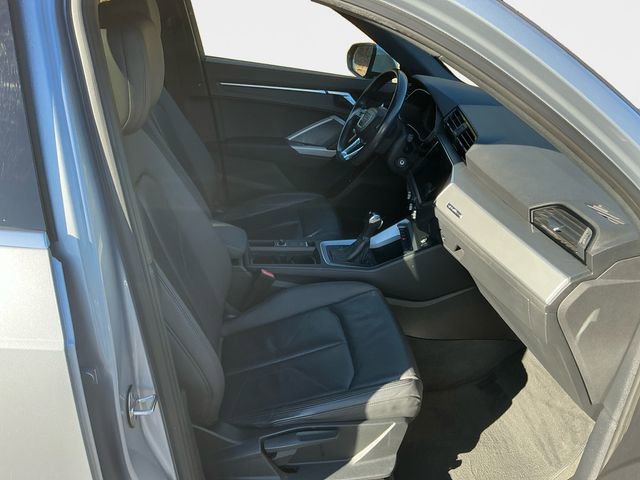 Used 2020 Audi Q3 2.0T Premium image 16