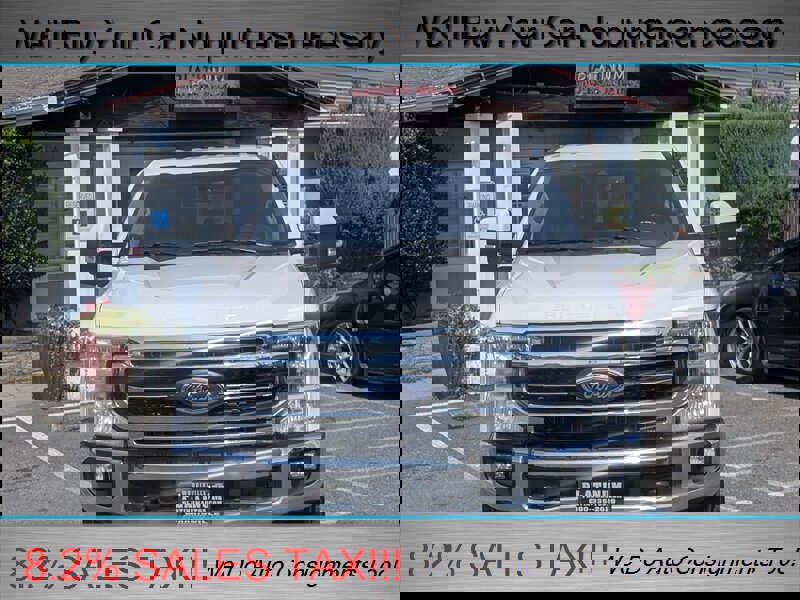 Used 2020 Ford F250 Lariat w/ Camper Package image 3
